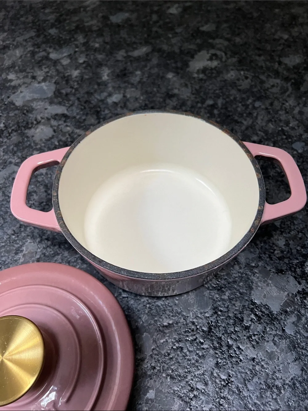 Smith and Clark 1 Quart Dusty Rose Dutch Oven Pot